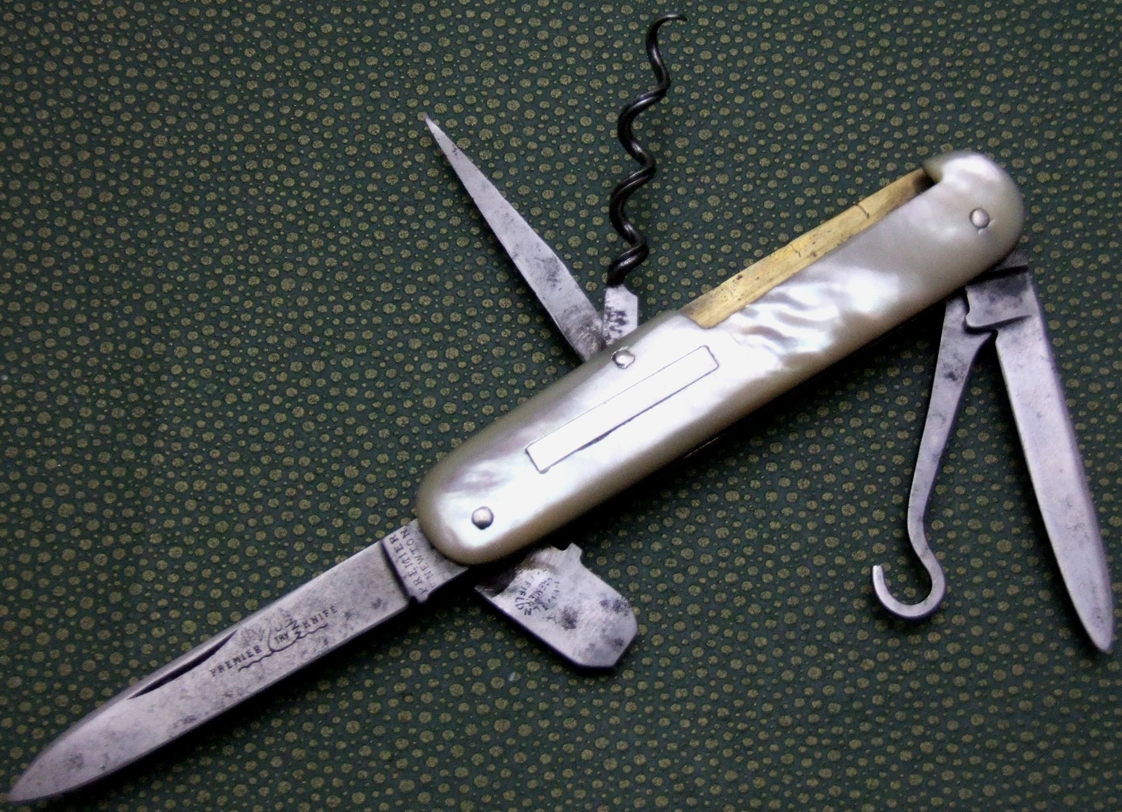 スポーツマンズ・ナイフ 6丁出(1880年代)