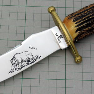 デリカ 4 ダマスカス