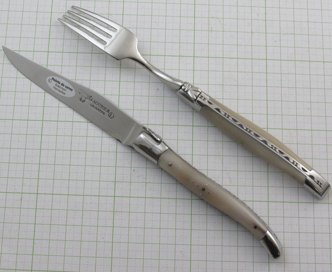 テーブルナイフ