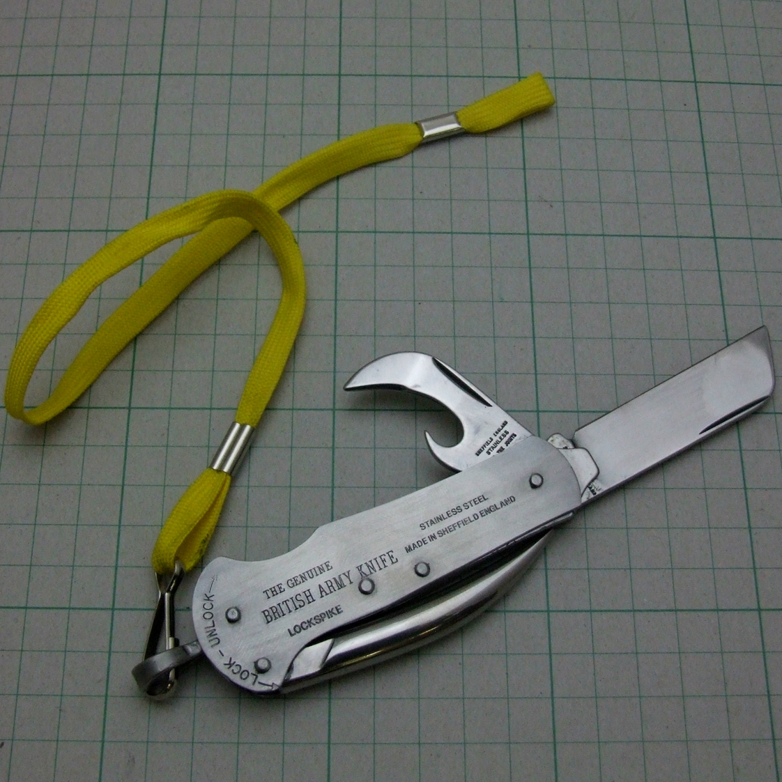 ブリティッシュアーミークラップナイフ
