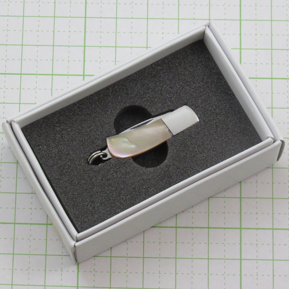 ネックレスチェーン付きミニナイフ