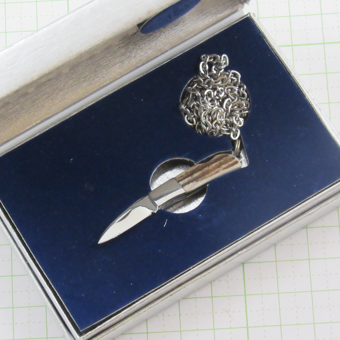 ネックレスチェーン付きミニナイフ