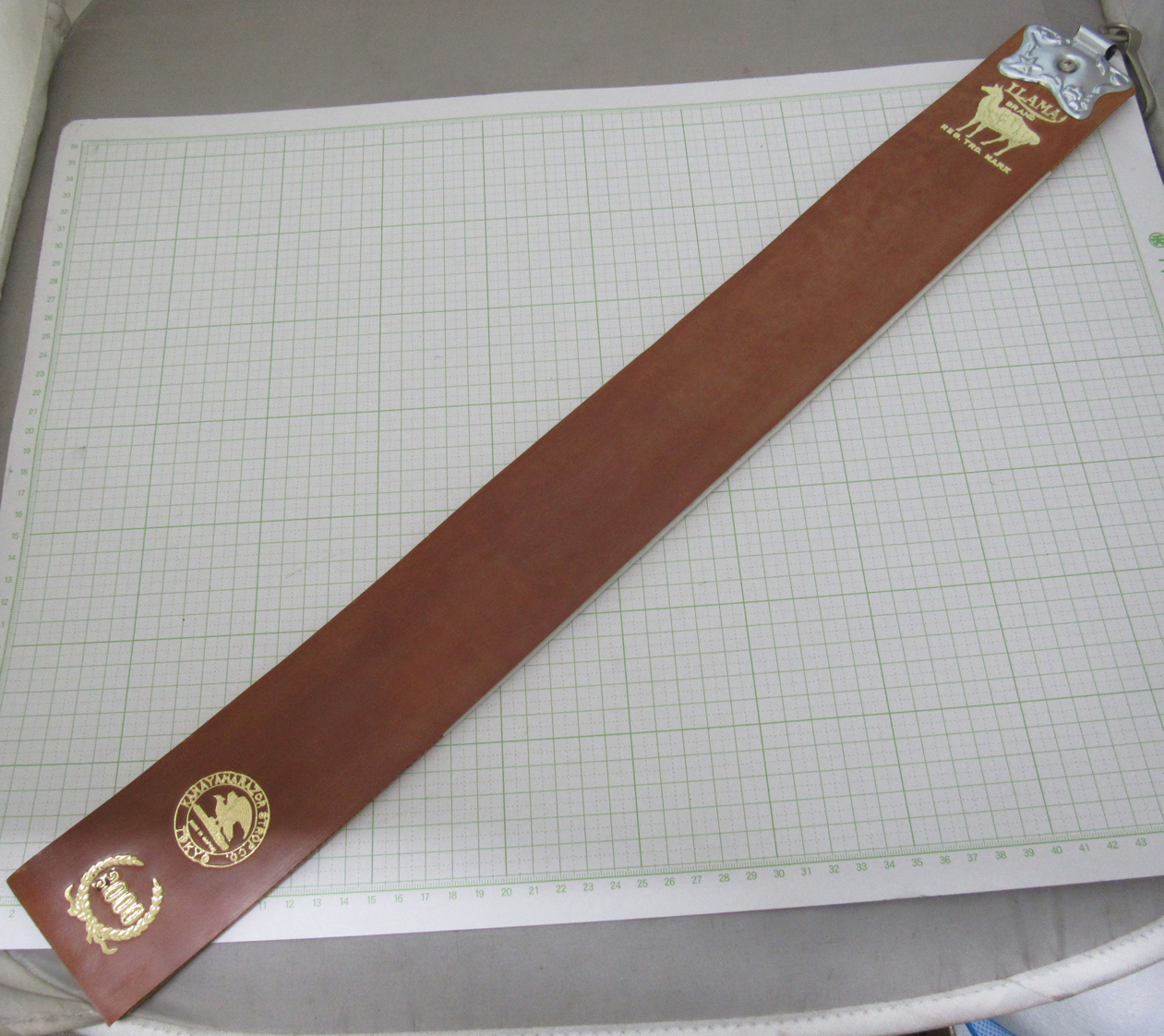 レザー・バーバー・ストロープ