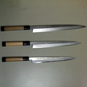 菊藤特製 柳刃刺身包丁 銀紙3号鋼65層 240mm